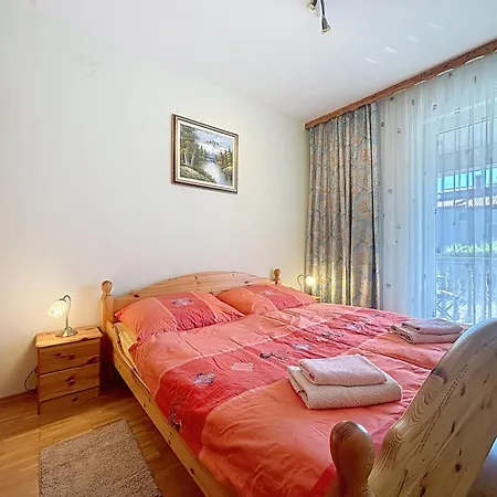 Apartamento Ivo-2 By Interhome